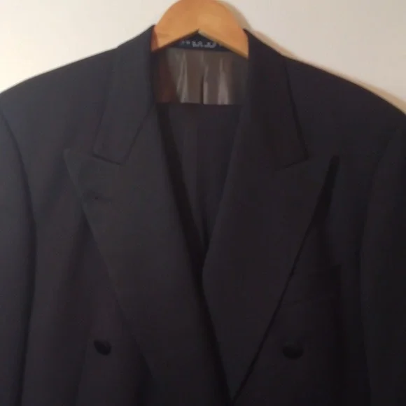 Hugo Boss Black Wool Double Breasted/Peak Lapel Dinner Jacket & Trousers  42R - Picture 11 of 15